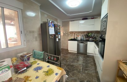 Resale - Apartment / flat - Torrevieia - Center