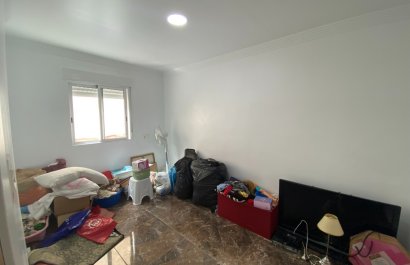 Resale - Apartment / flat - Torrevieia - Center