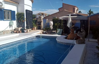 Reventa - Villa - Orihuela - La Florida