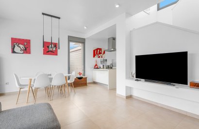 Resale - Villa - Orihuela - Vistabella