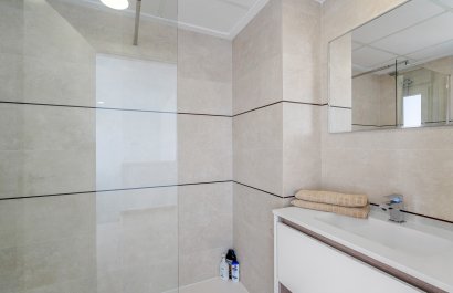 Resale - Villa - Orihuela - Vistabella