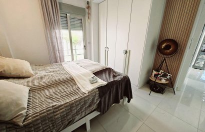 Resale - Villa - Orihuela Costa - Villamartín