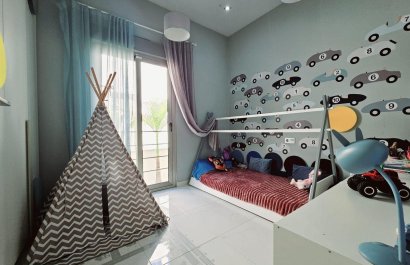 Resale - Villa - Orihuela Costa - Villamartín