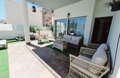 Resale - Villa - Orihuela Costa - Villamartín