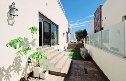 Resale - Villa - Orihuela Costa - Villamartín