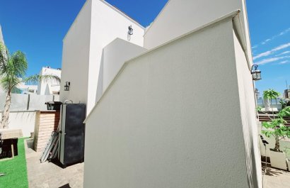 Resale - Villa - Orihuela Costa - Villamartín