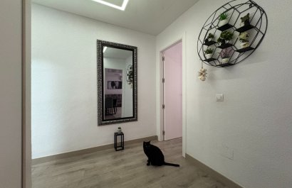 Resale - Apartment / flat - Torrevieia - Center