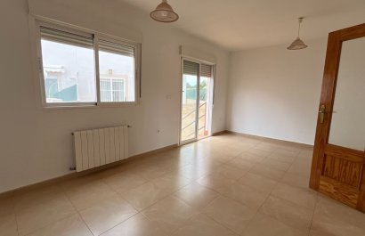 Resale - Townhouse / Duplex / Corner - Polop - Urbanizaciones