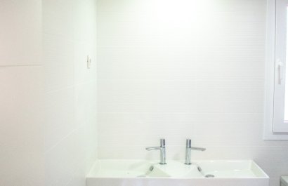 Resale - Apartment / flat - Orihuela Costa - Punta Prima