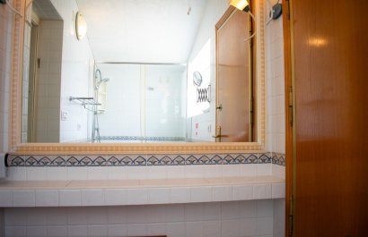 Resale - Villa - Orihuela Costa - MUY CERCA DE LA PLAYA