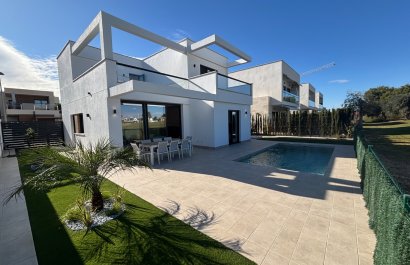 Resale - Villa - Los Alcázares - Roda