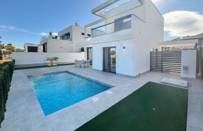 Resale - Villa - Los Alcázares - Roda