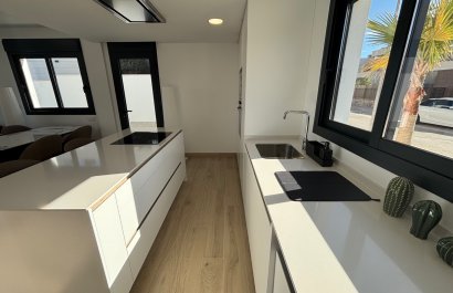 Resale - Villa - Los Alcázares - Roda