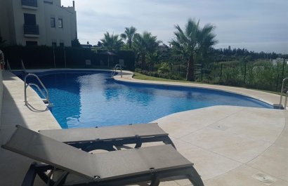 Resale - Apartment / flat - Estepoa - Selwo