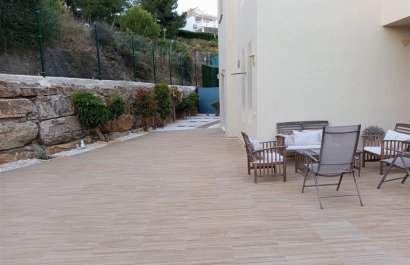 Resale - Apartment / flat - Estepoa - Selwo