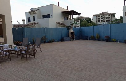 Resale - Apartment / flat - Estepoa - Selwo