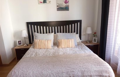 Resale - Apartment / flat - Estepoa - Selwo