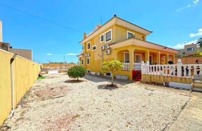 Resale - Villa - Torrevieia - Los Balcones