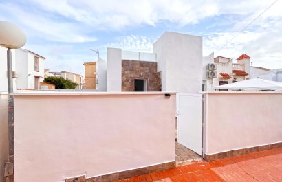 Resale - Townhouse / Duplex / Corner - Orihuela Costa - Playa Flamenca