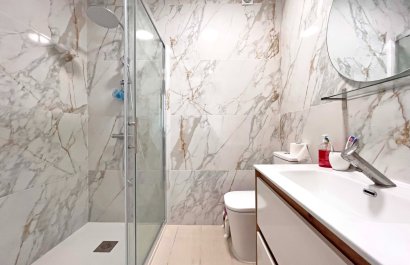 Resale - Townhouse / Duplex / Corner - Orihuela Costa - Playa Flamenca