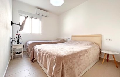 Resale - Townhouse / Duplex / Corner - Orihuela Costa - Playa Flamenca