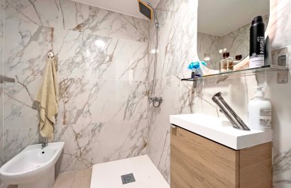 Resale - Townhouse / Duplex / Corner - Orihuela Costa - Playa Flamenca