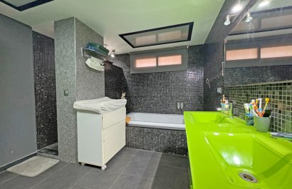 Resale - Apartment / flat - Torrevieia - Playa del Cura