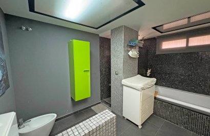 Resale - Apartment / flat - Torrevieia - Playa del Cura