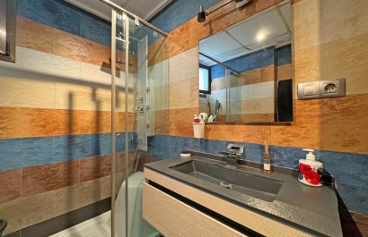 Resale - Apartment / flat - Torrevieia - Playa del Cura