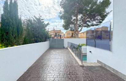 Resale - Villa - Torrevieia - Los Balcones