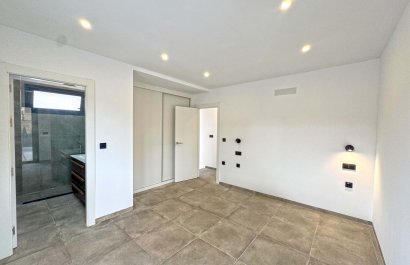 Resale - Villa - Torrevieia - Los Balcones