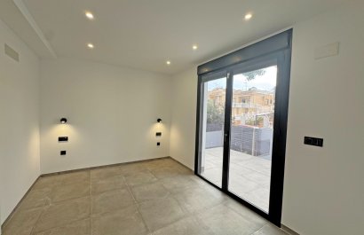 Resale - Villa - Torrevieia - Los Balcones