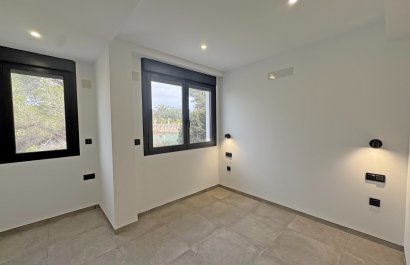 Resale - Villa - Torrevieia - Los Balcones