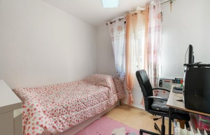 Resale - Villa - Orihuela Costa - Villamartín