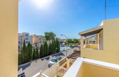 Resale - Villa - Orihuela Costa - Villamartín