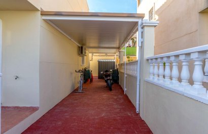 Resale - Villa - Orihuela Costa - Villamartín
