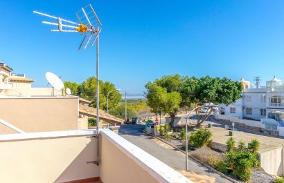 Resale - Villa - Orihuela Costa - Villamartín