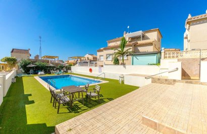 Resale - Villa - Orihuela Costa - Villamartín