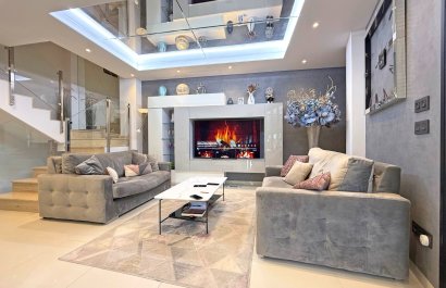 Resale - Villa - Orihuela Costa - Villamartín