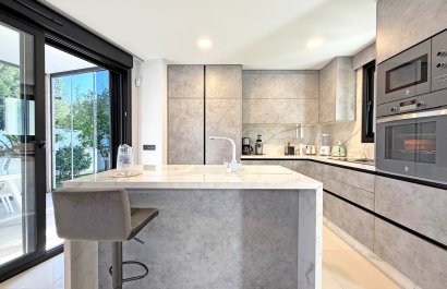 Resale - Villa - Orihuela Costa - Villamartín