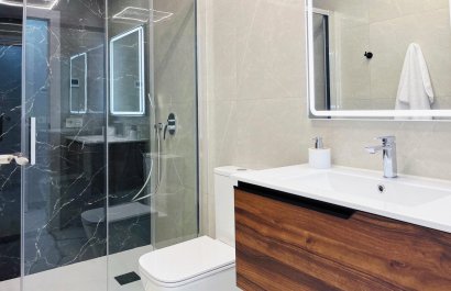 Resale - Apartment / flat - Torrevieia - Playa del Cura