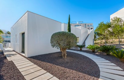 Resale - Villa - Las Colinas Golf Resort - Las Colinas golf