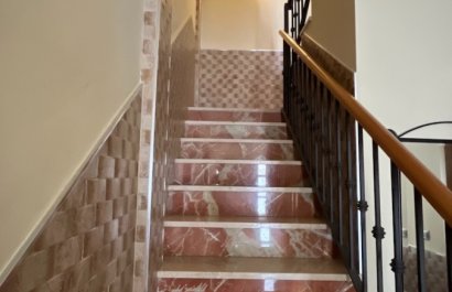 Resale - Townhouse / Duplex / Corner - La Nucía - town