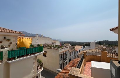 Resale - Townhouse / Duplex / Corner - La Nucía - town