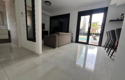 Resale - Villa - Orihuela Costa - Lomas De Cabo Roig