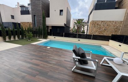Resale - Villa - Orihuela Costa - Lomas De Cabo Roig
