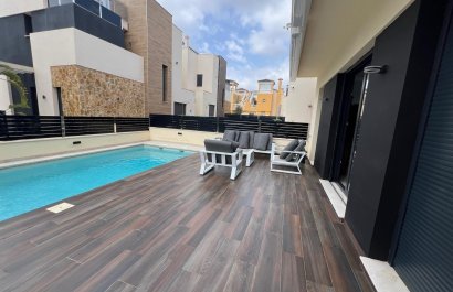 Resale - Villa - Orihuela Costa - Lomas De Cabo Roig