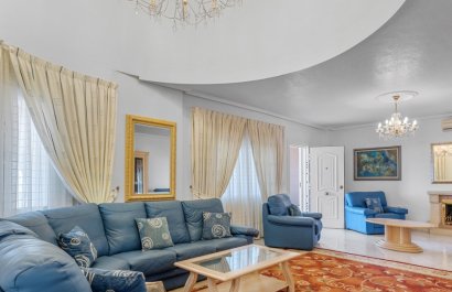 Resale - Villa - Ciudad Quesada