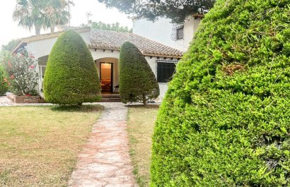 Resale - Villa - Orihuela Costa - Punta Prima