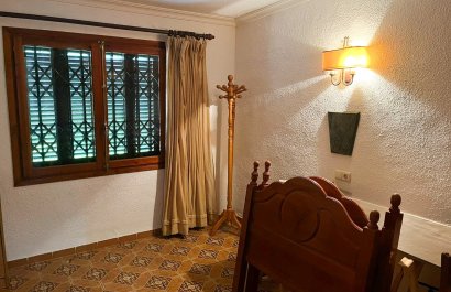 Resale - Villa - Orihuela Costa - Punta Prima